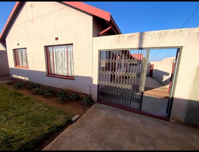 3 BEDROOM PROPERTY TO RENT IN MOHLAKENG